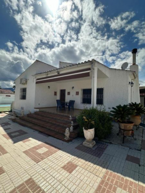 Chalet independiente en zona residencial rural, Jaen